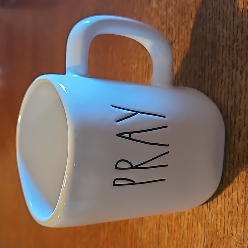 NWOT Rae Dunn 'Pray' Coffee Mug
